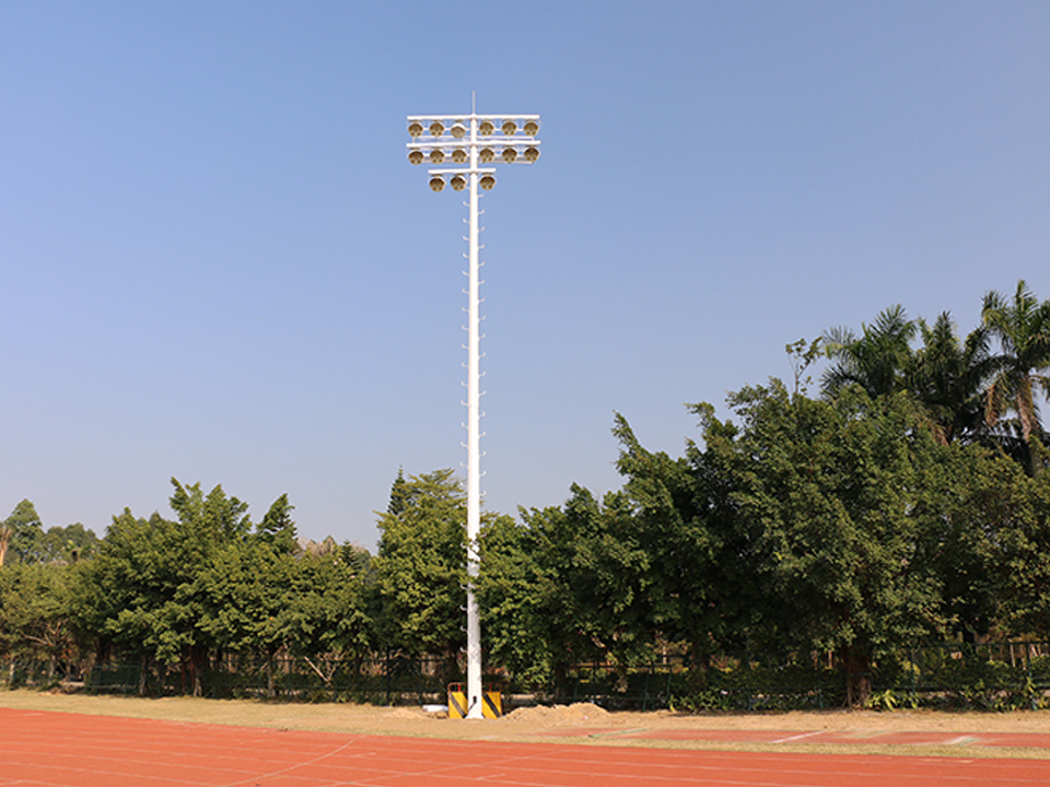 名称：佛山顺德职业技术学院攀爬式高杆灯案例